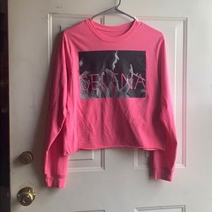 Selena t-shirt size L